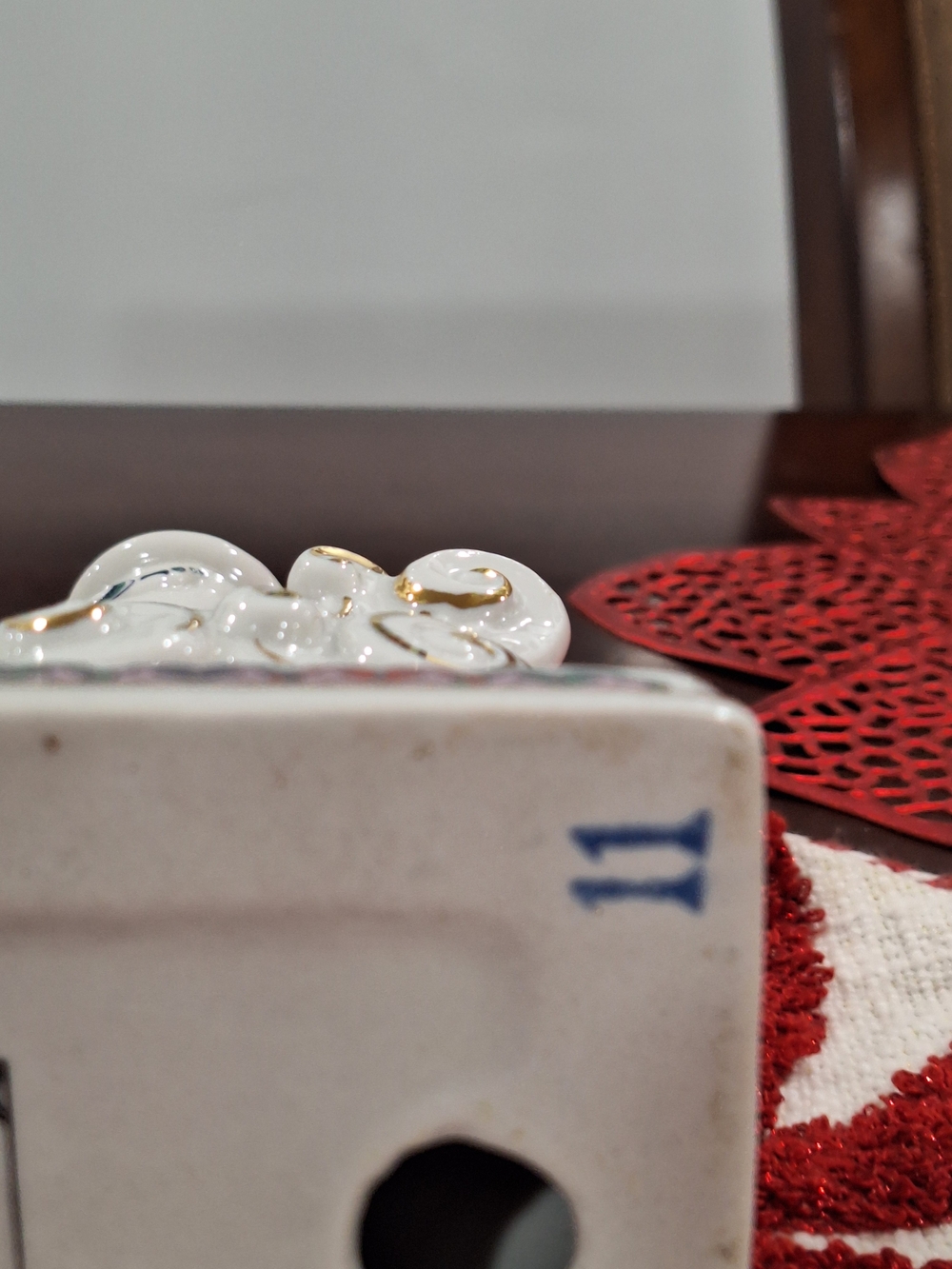 Imperial Dragons Of Heaven And Earth Porcelain Pair Of Candle Holders. - Picture 10 of 12